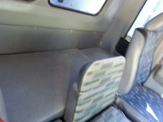 รถฮีโน่  6  ล้อดั้ม 195  แรงม้า.  สนใจติดต่อ  081 - 6079515