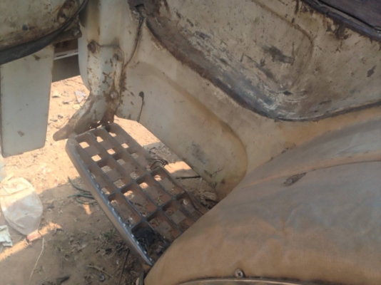 ***ขายแล้วครับขอบคุณ Truck2hand ขาย10ล้อเพลาเดียว HINO FL186 HO7C 185HP เครื่องเดิมเกียร์เดิม เครื่องแน่นดี แรง ช่วงล่างเดิมคัสซีสวยไม่ปะไม่ดาม กระบะล่องพื้นไม้คอกไม้สภาพดี ไม่ผุ หัวบางเดิมมีสีแตกสีลอกบ้าง ภายในดีคอนโซลครบ เบรคทริฟฟี่ ยางคู่หน้าสวย หลั ***ขายแล้วครับขอบคุณ Truck2hand ขาย10ล้อเพลาเดียว HINO FL186 HO7C 185HP เครื่องเดิมเกียร์เดิม เครื่องแน่นดี แรง ช่วงล่างเดิมคัสซีสวยไม่ปะไม่ดาม กระบะล่องพื้นไม้คอกไม้สภาพดี ไม่ผุ หัวบางเดิมมีสีแตกสีลอกบ้าง ภายในดีคอนโซลครบ เบรคทริฟฟี่ ยางคู่หน้าสวย หลั