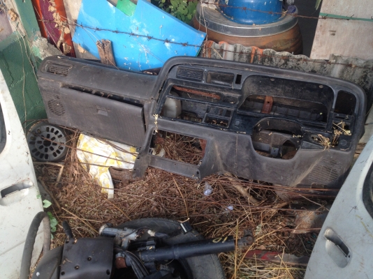 คอพวงมาลัย ประตู1คู่มีกระจก