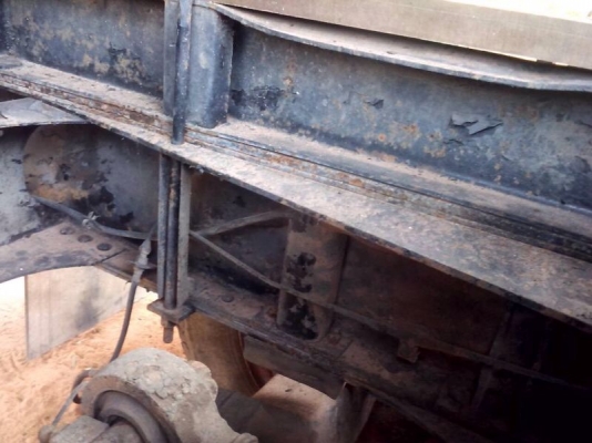 รถฮีโน่ 10 ล้อดั้ม FM3H  เปลื่ยนเครื่อง 210 แรงม้า.  สนใจติ ดต่อ 081 - 6079515