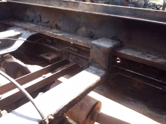 รถฮีโน่ 10 ล้อดั้ม FM3H  เปลื่ยนเครื่อง 210 แรงม้า.  สนใจติ ดต่อ 081 - 6079515