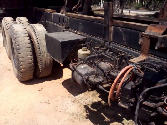 รถฮีโน่ 10 ล้อดั้ม FM3H  เปลื่ยนเครื่อง 210 แรงม้า.  สนใจติ ดต่อ 081 - 6079515