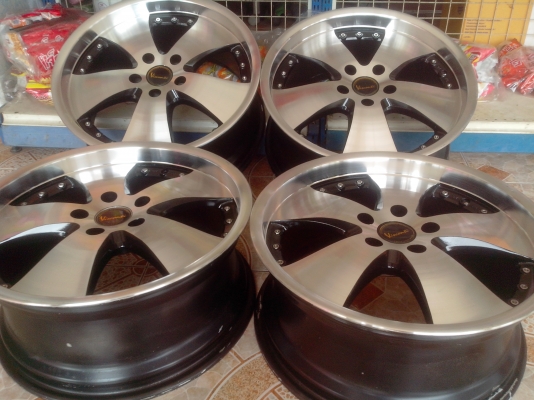 ขายแม็กvip ขอบ18 5/114.3 กว้าง8 et45 สวยๆถูกๆ