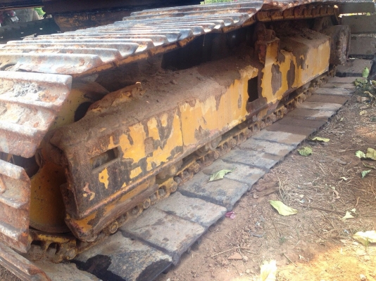 **520,000 บ.ต่อรอง**ขาย แบคโฮ komatsu pc120-5 เครื่องแคนเตอร์ 4d31 ปั้มเดิม เอวดีทำงานดี ช่วงล่าง70\% โซ่ บูท ใบแทรก ดี บอดี้สวยบูมอาร์มไม่มีปะ พร้อมใช้ พร้อมลุยงาน เอกสารสัญญาซื้อขาย ราคาต่อรองได้เด้อ พี่น้องครับ