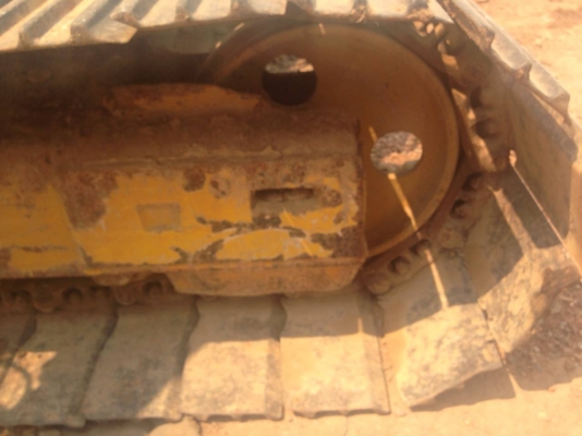 **520,000 บ.ต่อรอง**ขาย แบคโฮ komatsu pc120-5 เครื่องแคนเตอร์ 4d31 ปั้มเดิม เอวดีทำงานดี ช่วงล่าง70\% โซ่ บูท ใบแทรก ดี บอดี้สวยบูมอาร์มไม่มีปะ พร้อมใช้ พร้อมลุยงาน เอกสารสัญญาซื้อขาย ราคาต่อรองได้เด้อ พี่น้องครับ