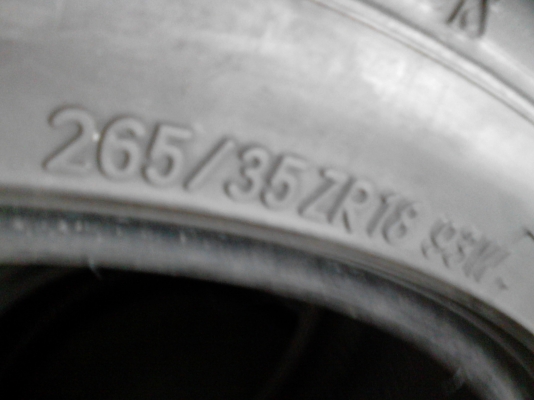 NITTO EXTREM ZR 265/35ZR18 มี 2 เส้น TEL.081-427-3941 NITTO EXTREM ZR 265/35ZR18 มี 2 เส้น TEL.081-427-3941