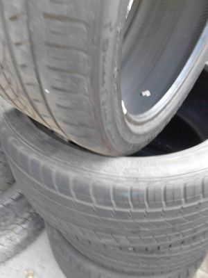 CROSS CONTACT 295/35R21  มีชุด 4 เส้น TEL.081-427-3941