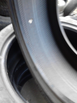 CROSS CONTACT 295/35R21  มีชุด 4 เส้น TEL.081-427-3941