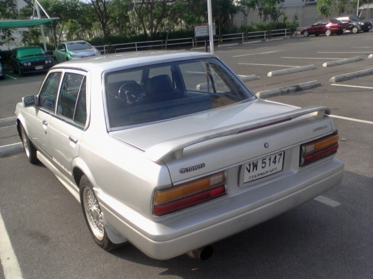 ขาย toyota corona rt 130 เครื่องดีเกียร์ออโต้ขับดีเล่มมี