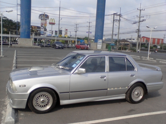 ขาย toyota corona rt 130 เครื่องดีเกียร์ออโต้ขับดีเล่มมี