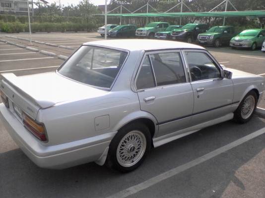 ขาย toyota corona rt 130 เครื่องดีเกียร์ออโต้ขับดีเล่มมี