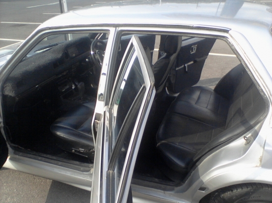 ขาย toyota corona rt 130 เครื่องดีเกียร์ออโต้ขับดีเล่มมี