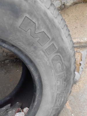 235/75R15 MICHELIN LTX A/T  มี เส้นเดียว TEL.081-427-3941