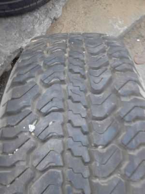 235/75R15 MICHELIN LTX A/T  มี เส้นเดียว TEL.081-427-3941