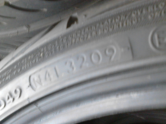 265/30R19 YOKOHAMA ยางแก้มเตี้ย สวยสไตล์ YOKO มีคู่ TEL.081-427-3941 265/30R19 YOKOHAMA ยางแก้มเตี้ย สวยสไตล์ YOKO มีคู่ TEL.081-427-3941