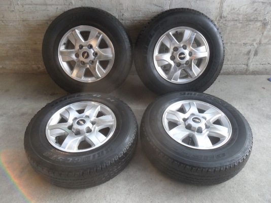 ล้อแม็ก 16นิ้ว6รู เชฟ พร้อมยาง205R16ปี09 สวยๆ 4 ล้อ ราคา 6900 บาท