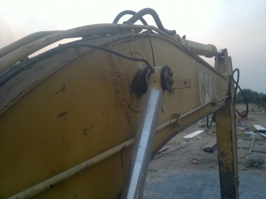 ขายรถแบ็คโฮ CAT 320 V.1 ไฟฟ้าตัดเครื่องปั๊มเดิม พร้อมลายหัวเจาะ  เอกสารเล่มทะเบียน