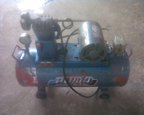 ปั้มลมพูมาสภาพพร้อมใช้งานครับเดิมๆ ครับเก็บลมดีครับเสียงดีมอเตอร์โตชิบา ครับราคานี้คุ้มมากครับ