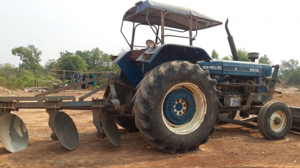 FORD 6600 T5 D4NNเสื้อเรียบ ไอดีกลม หาง7CMT ใบดัน เอกสารอินวอย FORD 6600 T5 D4NNเสื้อเรียบ ไอดีกลม หาง7CMT ใบดัน เอกสารอินวอย