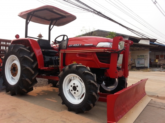 ยันร์ม่า EF453 T สภาพดี พร้อมใบมีดดันหน้า  รถสวย พร้อมใช้ ปี 2552