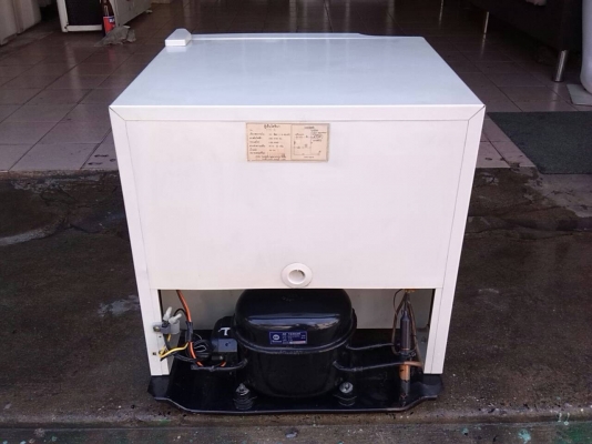 **** ขายตู้เย็นเล็ก (หายาก) ****