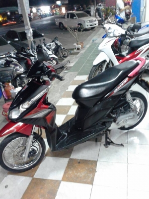 Honda Click 110i ปี 2554 รถสวยๆเดิมๆเลย เครื่องดีมากๆ ขายถูก Honda Click 110i ปี 2554 รถสวยๆเดิมๆเลย เครื่องดีมากๆ ขายถูก