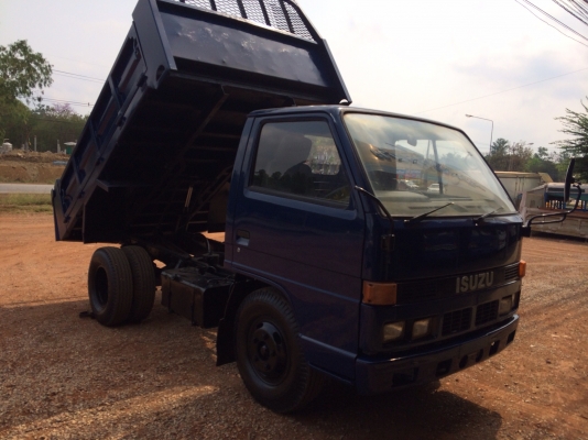 ขาย6ล้อดั๊ม อีซูซุ NKR ดั๊ม3คิว สภาพดี พร้อมใชังาน ขายถูกๆ ไม่มีทะเบียน ขาย6ล้อดั๊ม อีซูซุ NKR ดั๊ม3คิว สภาพดี พร้อมใชังาน ขายถูกๆ ไม่มีทะเบียน