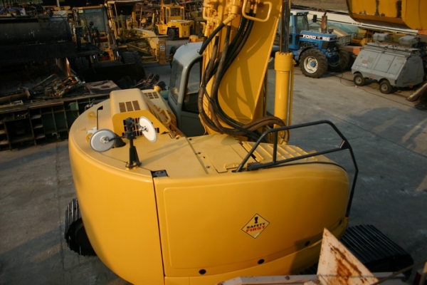 ขาย รถขุด KOMATSU PC228US-1 เก่านอก สวยๆ 1,600,000 TEL : 087-0339334 (อ็อฟ)