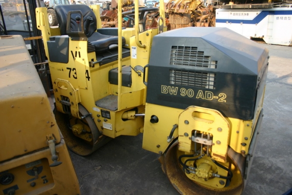 ขาย รถบดเล็ก BOMAG BW90AD-2 เก่านอก สวยๆเดิมๆ 380,000 TEL : 087-0339334 (อ็อฟ) ขาย รถบดเล็ก BOMAG BW90AD-2 เก่านอก สวยๆเดิมๆ 380,000 TEL : 087-0339334 (อ็อฟ)
