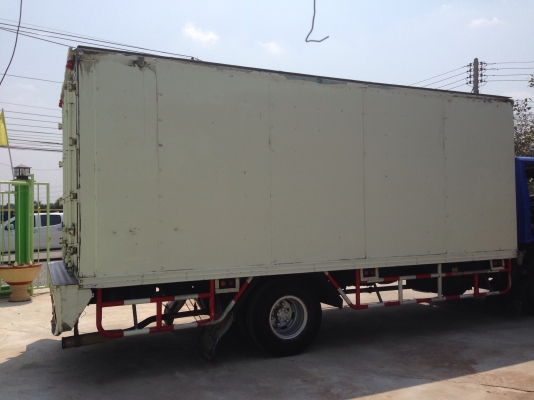 ขายกะบะตู้ทำความเย็นติดรถ ยาว5.50เมตรครับ/ลดกันไปเลย80000ครับไม่ต้องต่อนะครับ