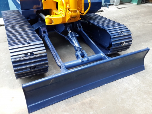 ขาย รถขุด KOMATSU รุ่น PC40-5- แทร็กเหล็ก มือสองญี่ปุ่น