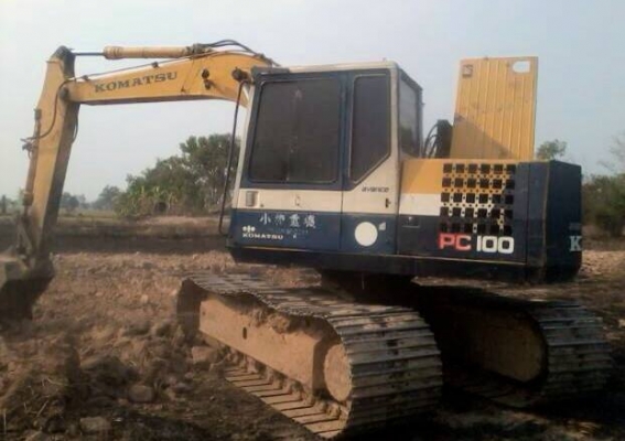 **850,000 บ.ต่อรอง**ขาย แบคโฮ KOMATSU PC 100L-5 ช่วงล่างใหญ่ คอนโทรลยาว แอร์เย็น เครื่องเดิมปั้มเดิม แน่นดี เอวดี ทำงานดีไม่โหลด ช่วงล่าง70-80\% โซ่ ใบแทรก โรลเลอร์ ดี รถทำงานอยู่ พร้อมใช้งาน เอกสารอินวอย ราคาต่อรองได้เด้อ พี่น้องครับ **850,000 บ.ต่อรอง**ขาย แบคโฮ KOMATSU PC 100L-5 ช่วงล่างใหญ่ คอนโทรลยาว แอร์เย็น เครื่องเดิมปั้มเดิม แน่นดี เอวดี ทำงานดีไม่โหลด ช่วงล่าง70-80\% โซ่ ใบแทรก โรลเลอร์ ดี รถทำงานอยู่ พร้อมใช้งาน เอกสารอินวอย ราคาต่อรองได้เด้อ พี่น้องครับ