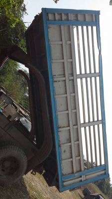 10ล้อหน้ายาวดัมพ์พร้อมใช้งาน