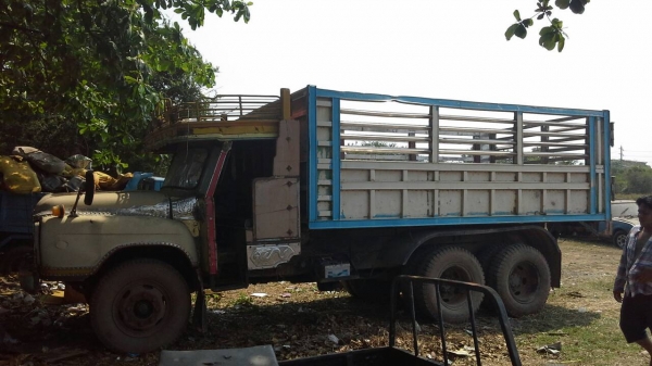 10ล้อหน้ายาวดัมพ์พร้อมใช้งาน 10ล้อหน้ายาวดัมพ์พร้อมใช้งาน