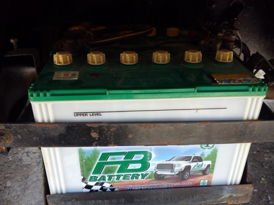 รถรับจ้างขนส่งสินค้า หกล้อ HINO กระบะคอกสูง  ยาว 5.5 ม.