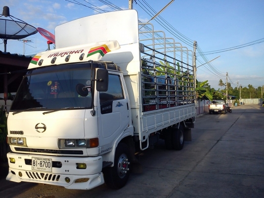 รถรับจ้างขนส่งสินค้า หกล้อ HINO กระบะคอกสูง  ยาว 5.5 ม.