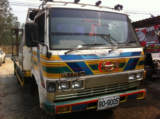 ทำสีใหม่สวยงามมาก HINO KM779 บรรทุกท้ายลาด-หางไฮโดรลิค เครื่อง WO4D-117แรงม้า ช่วงล่างใหญ่ F สภาพพร้อมใช้ ราคาต่อรอง ทะเบียนพร้อมโอน