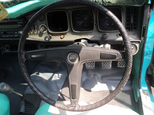 ขายโตโยต้าอารที81น้องชายไม่ได้ใช้จอดใว้ทะเบียนพร้อมขาย20000งดต่อนะครับ