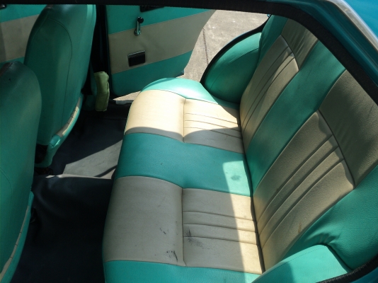 ขายโตโยต้าอารที81น้องชายไม่ได้ใช้จอดใว้ทะเบียนพร้อมขาย20000งดต่อนะครับ