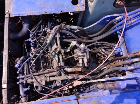 ขายรถแบคโฮ HITACHI: EX200-2(PC200) เครื่อง ISUZU 6สูบ ขายถูก ราคา 850,000 บาท ขายรถแบคโฮ HITACHI: EX200-2(PC200) เครื่อง ISUZU 6สูบ ขายถูก ราคา 850,000 บาท