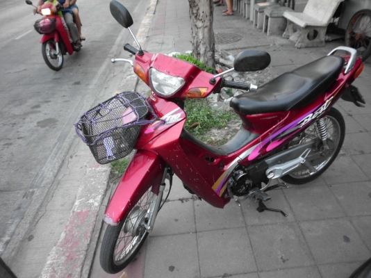 ขาย ซูซูกิ เบส สีแดง สภาพเดิมๆ
