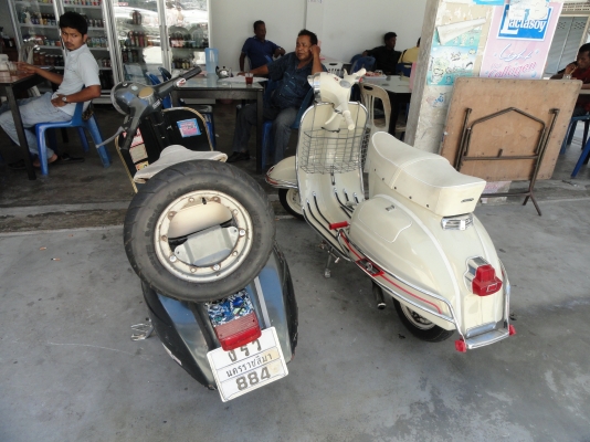 ขายเวสป้าสปริ้น 150 อิตาลิ่ สีใหม่ เครื้องทำมาใหม่