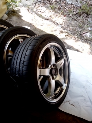 ขายแม็กเลนโซ่โปรเจ็กดีขอบ17ครบชุด+ยางมิชลินยังไม่ใด้ขายนะครับ
