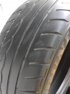 ลดราคา จาก 2500 เหลือ 1500 บาท 205/55R16 DUNLOP SP SPORT 01 TEL.081-427-3941 ลดราคา จาก 2500 เหลือ 1500 บาท 205/55R16 DUNLOP SP SPORT 01 TEL.081-427-3941