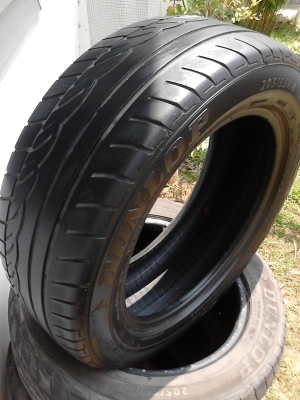 ลดราคา จาก 2500 เหลือ 1500 บาท 205/55R16 DUNLOP SP SPORT 01 TEL.081-427-3941 ลดราคา จาก 2500 เหลือ 1500 บาท 205/55R16 DUNLOP SP SPORT 01 TEL.081-427-3941