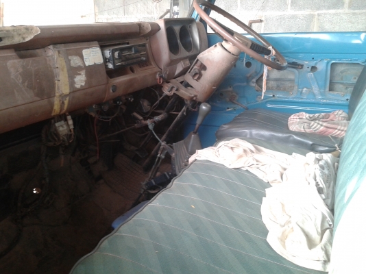 ขาย6 ล้อนิสสันคาบอน วางเครื่อง isuzu 100 แรง ขาย6 ล้อนิสสันคาบอน วางเครื่อง isuzu 100 แรง