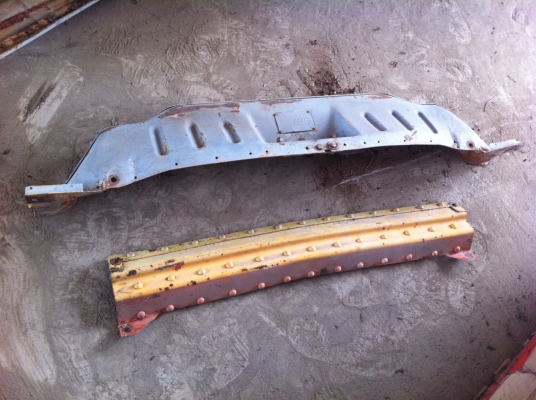 อุปกรณ์ หัวยาว สภาพดีมาก มีหลายชิ้น