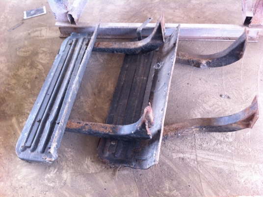 อุปกรณ์ หัวยาว สภาพดีมาก มีหลายชิ้น