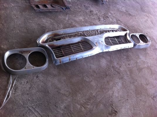 อุปกรณ์ หัวยาว สภาพดีมาก มีหลายชิ้น