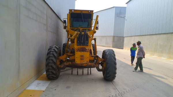 รถเกรด CHAMPION 720 SERIES 3 รถสวยเนี๊ยบ มีทะเบียนครบ ชอบราคาเท่าไรต่อรองกันได้ครับ